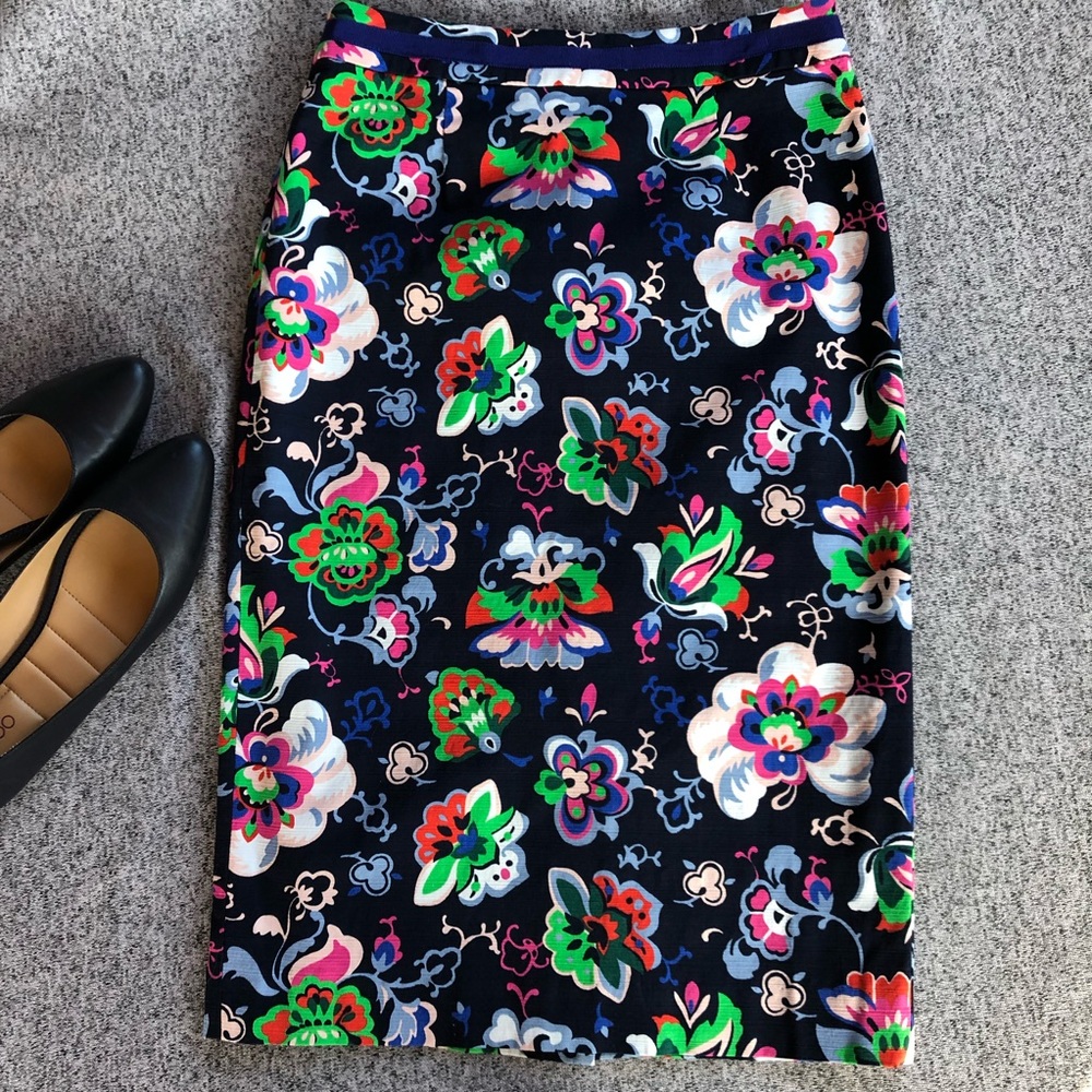 NWT Boden pencil skirt Size 4L